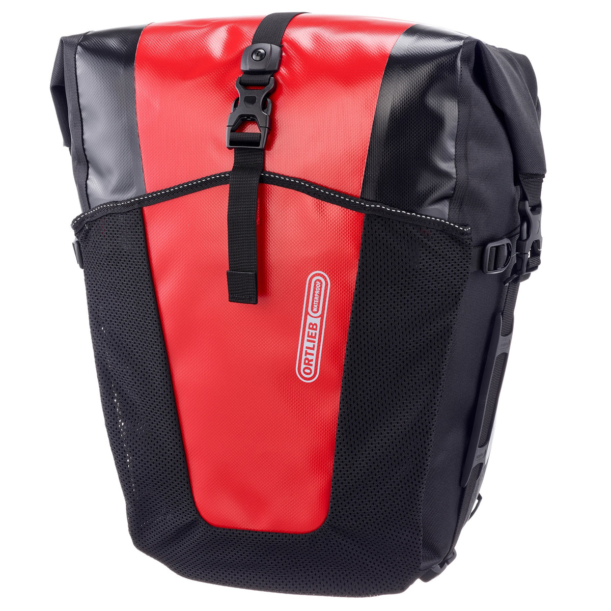 Front view of ORTLIEB Back-Roller XL QL2.2 in red-black with roll closure and mesh pocket