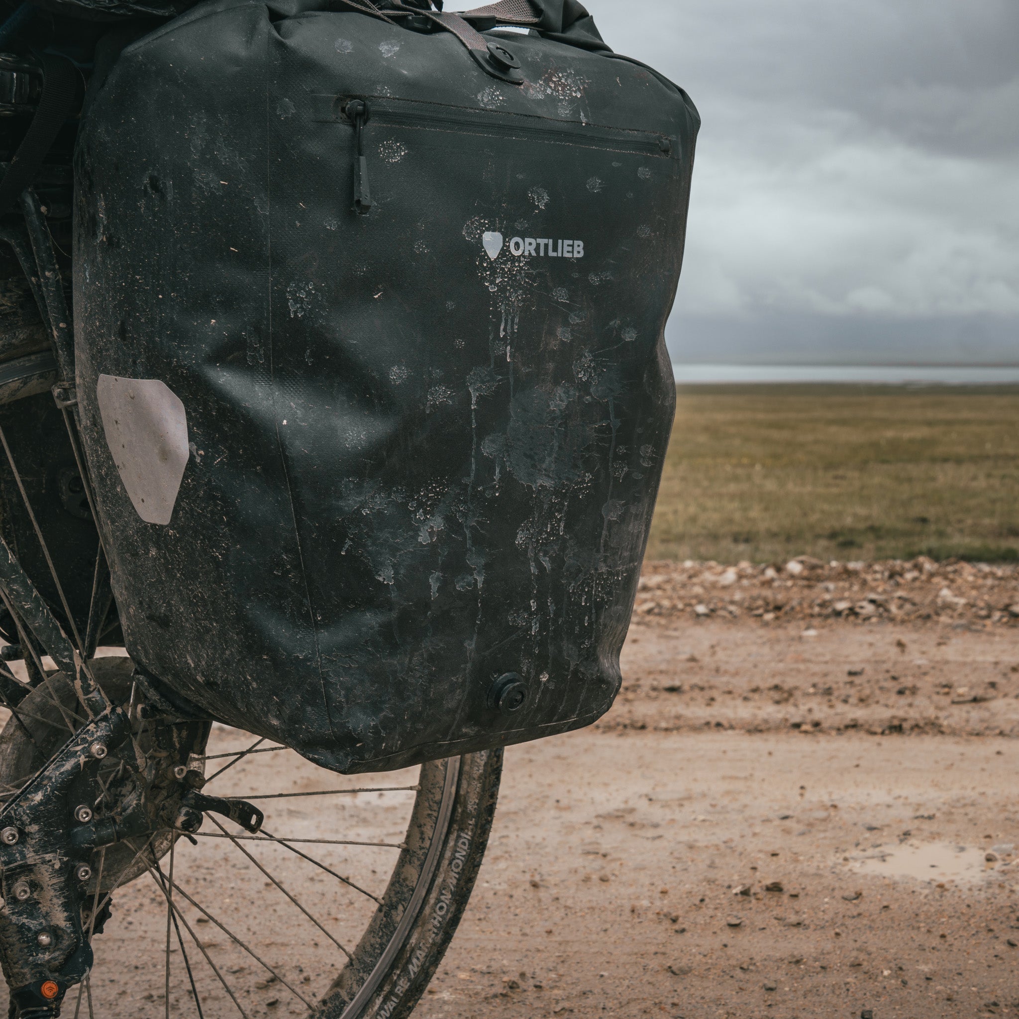 BACK-ROLLER 20L Zip-Pocket | ORTLIEB
